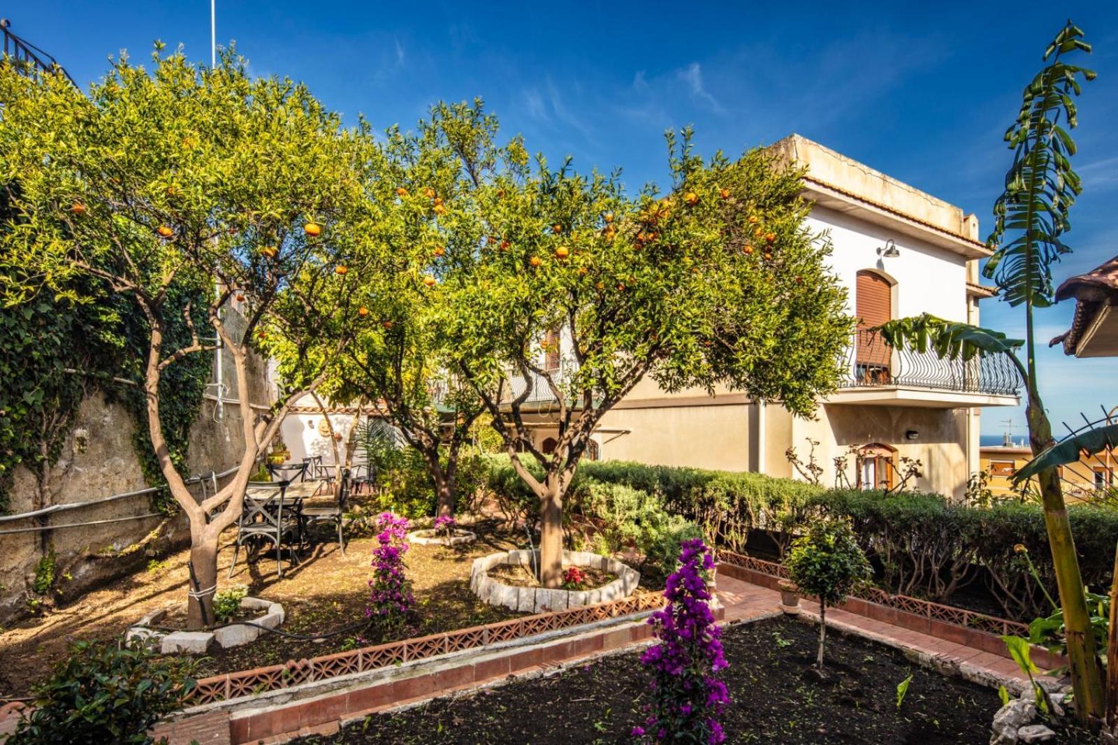 Suite Apartment Таормина Екстериор снимка